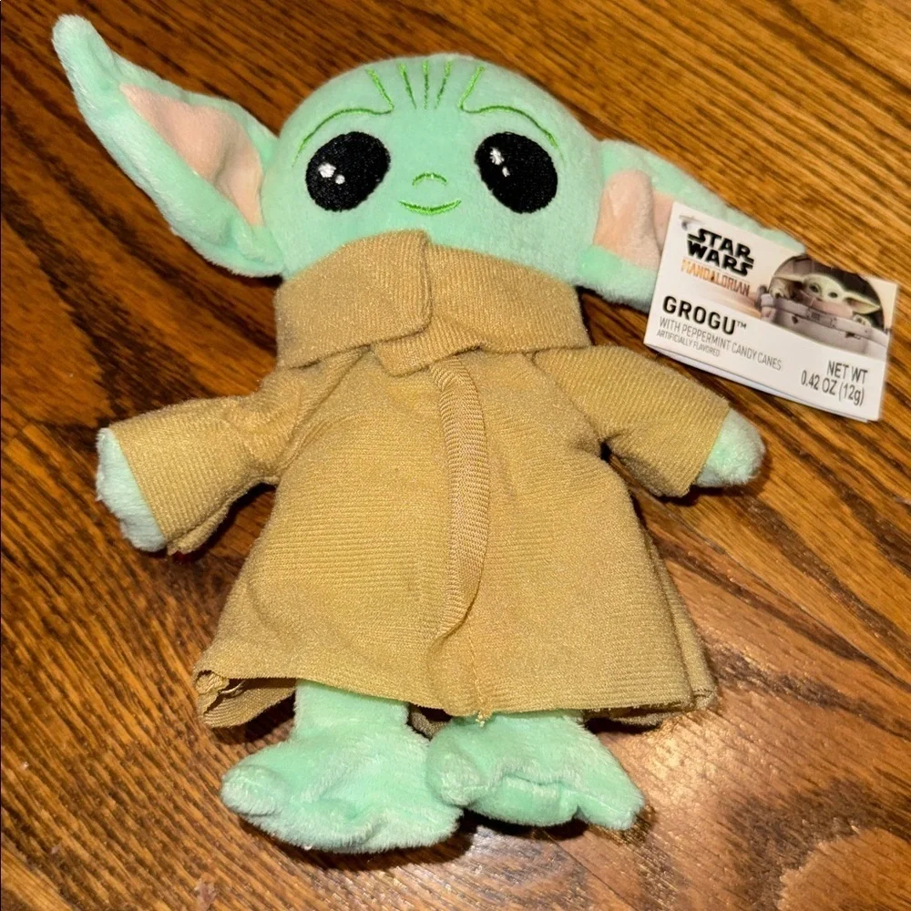 Star Wars Mandalorian Grogu plush NWT